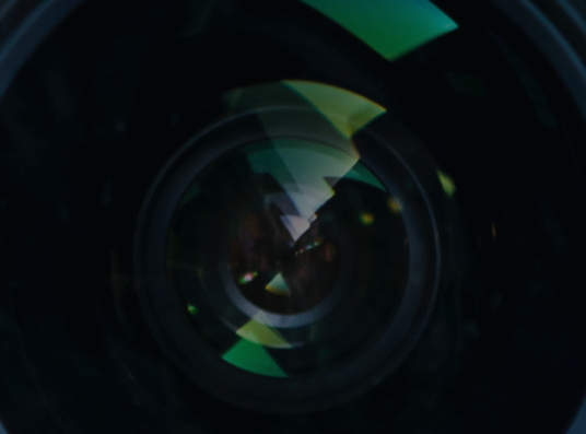 A zoomed in camera lens